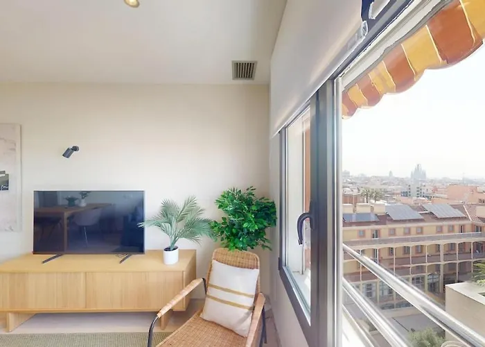 Apartment Impressive For 6 In Gracia Barcelona